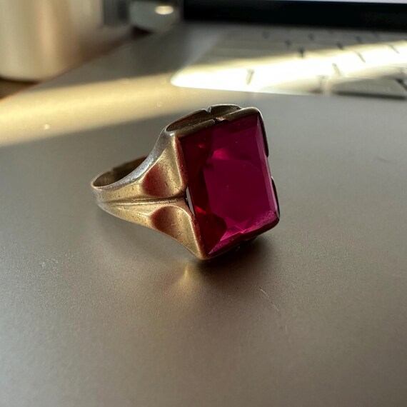 10k Antique Solid Gold Ring Ruby Stone vintage es… - image 2
