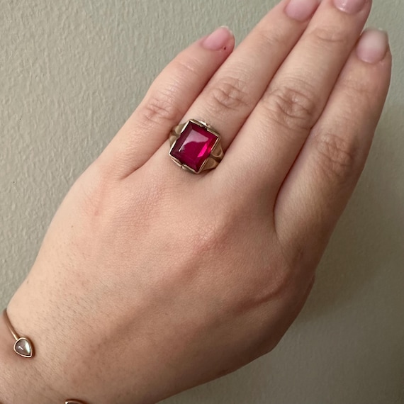 10k Antique Solid Gold Ring Ruby Stone vintage es… - image 7