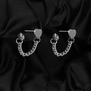 Dangly Chain Heart Earrings Chain Earrings Kpop Earrings Grunge Earrings Funky Earrings Simple Jewelry Handmade Earrings Alien Bratz Punk