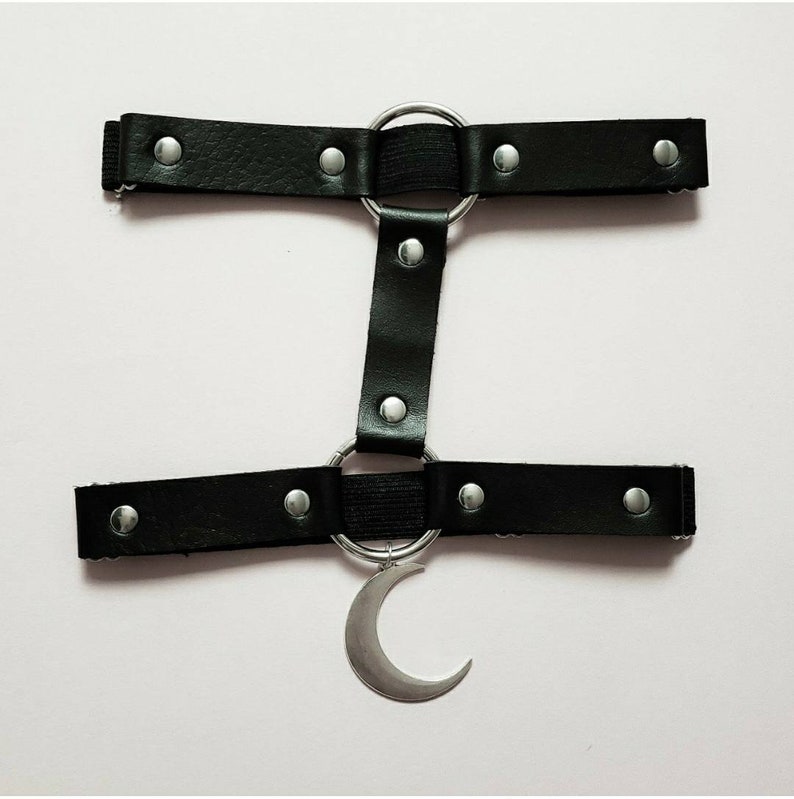 Faux Leather Moon Thigh Garter Sexy Lingerie Goth Sexy Cosplay Rave Accessories Festival Wear Halloween Christmas Gift Idea Alienbratz 