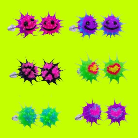 Aggregate 86+ rubber spike earrings latest esthdonghoadian