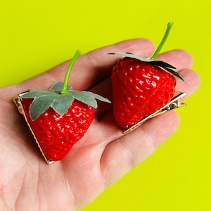 Barrettes à cheveux fraises Accessoires Cottage Core Barrette à cheveux harajuku Kitschy Accessoires kitsch à barreaux Accessoires pour cheveux Barrette à cheveux étranges