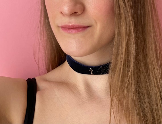 Blue Velvet Choker Blue Velvet Necklace Dark Blue Choker Etsy UK