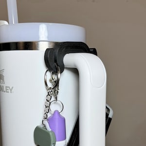 Stanley Cup Handle Clip for Stanley Cup Accessories Charm Holder for Stanley Cup Handles Accessories for Stanley Cup Tumbler Keychain Gift