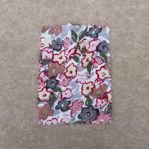 Handmade Quilted Makeup Bag | Sustainable Floral/Gingham Cotton Cosmetics Pouch | Made To Order image 5