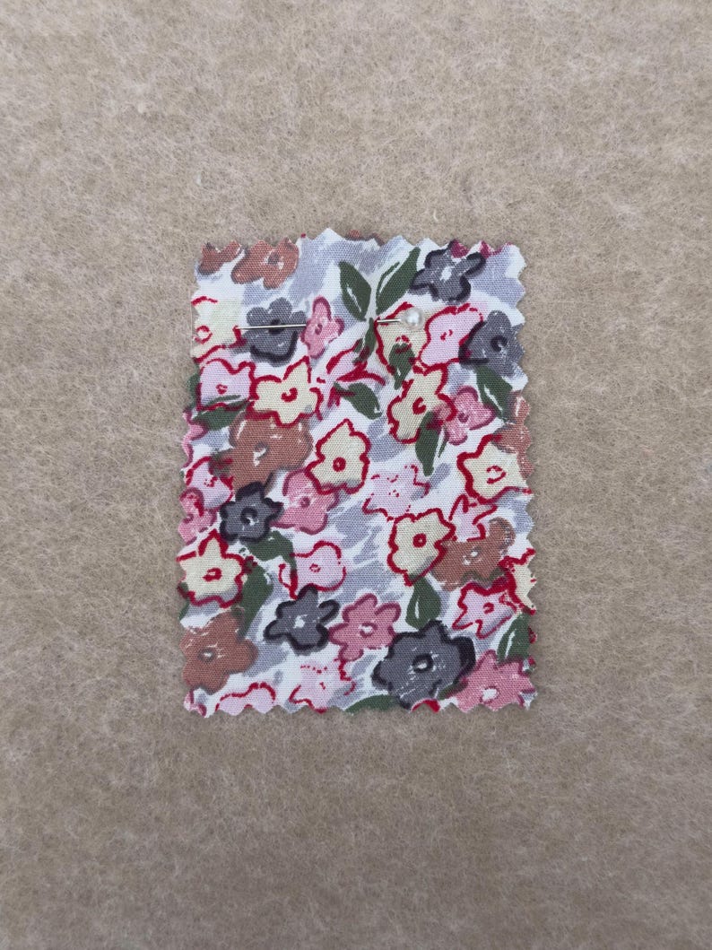 Handmade Quilted Makeup Bag | Sustainable Floral/Gingham Cotton Cosmetics Pouch | Made To Order image 5