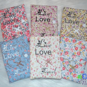 Etui protège passeport motif fleurs, vacances, personnalisé