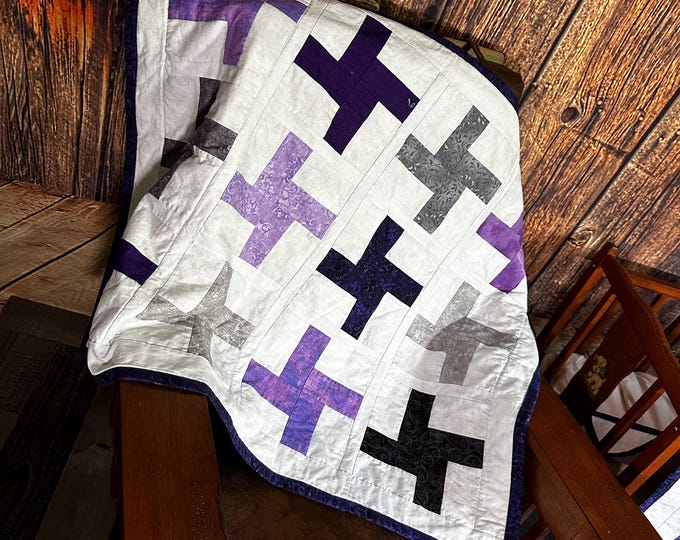 Lavender Twirls Baby Quilt