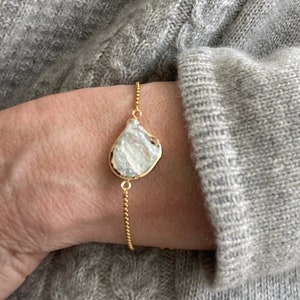 Freshwater Pearl Slider Chain Bracelet- Small Gold Bracelet- Dainty Gold Bracelet- Minimalist Bracelet- Bracelet For Women's - Gift for her