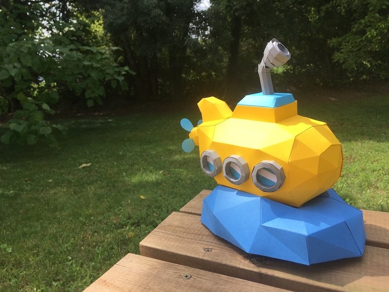 What are submarines used for today image