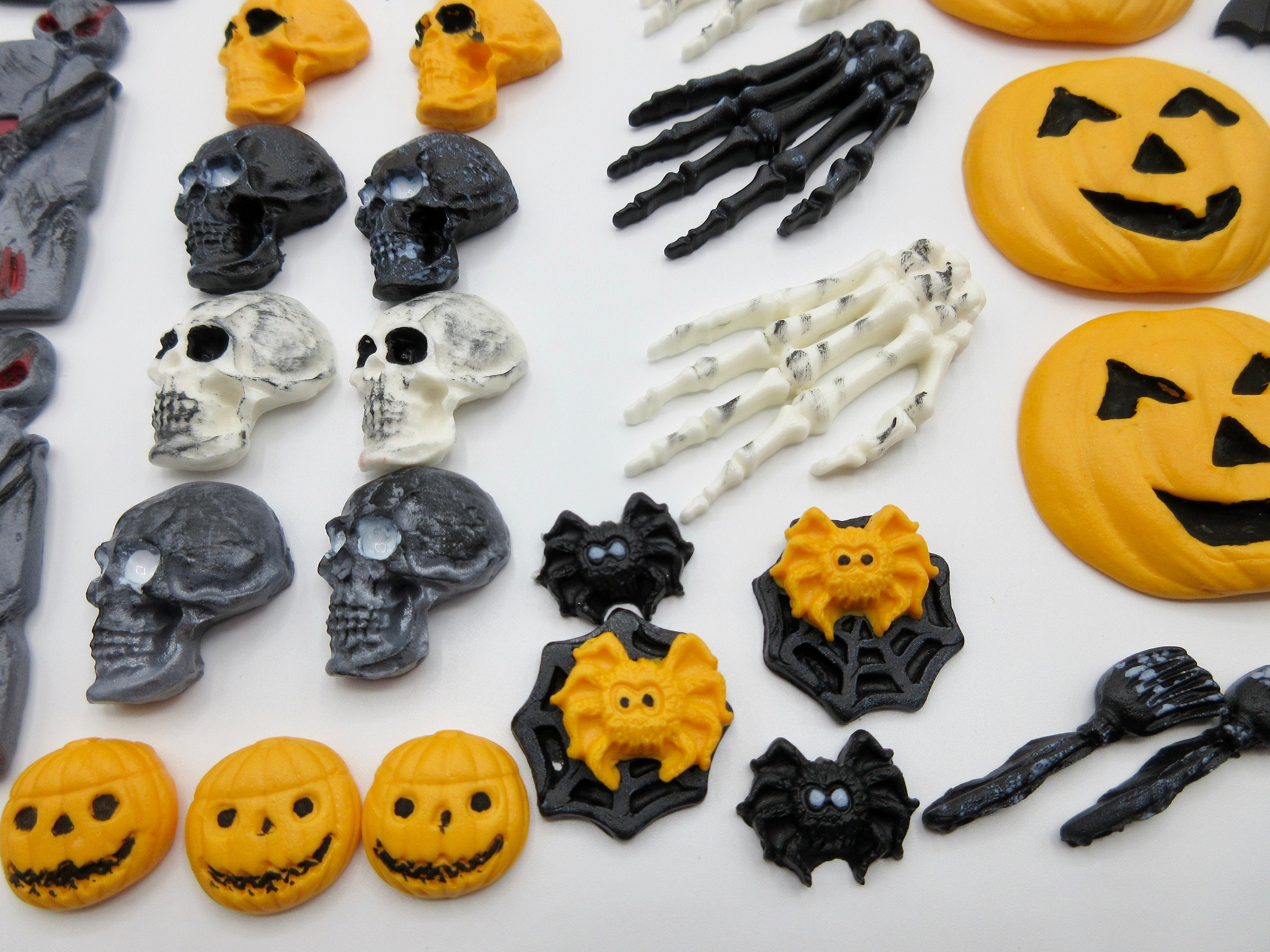 Halloween cake decorations. Edible Halloween cake decorations. Etsy