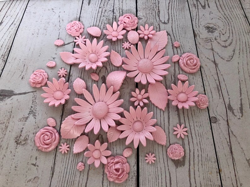 Edible Pink Roses Daisies Leaves. Edible Pink Wedding Flowers. Etsy
