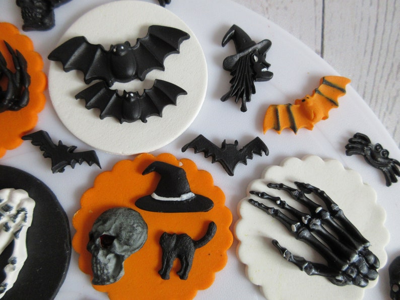 Edible Halloween cake decorations. Edible Halloween sweets. Etsy