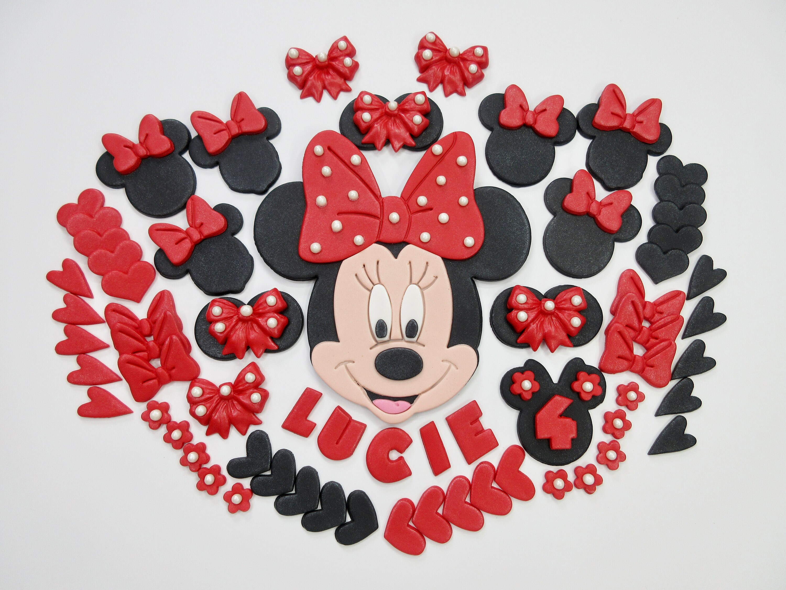 Minnie Mouse Round Cake with Edible Image Layon and Figure Set