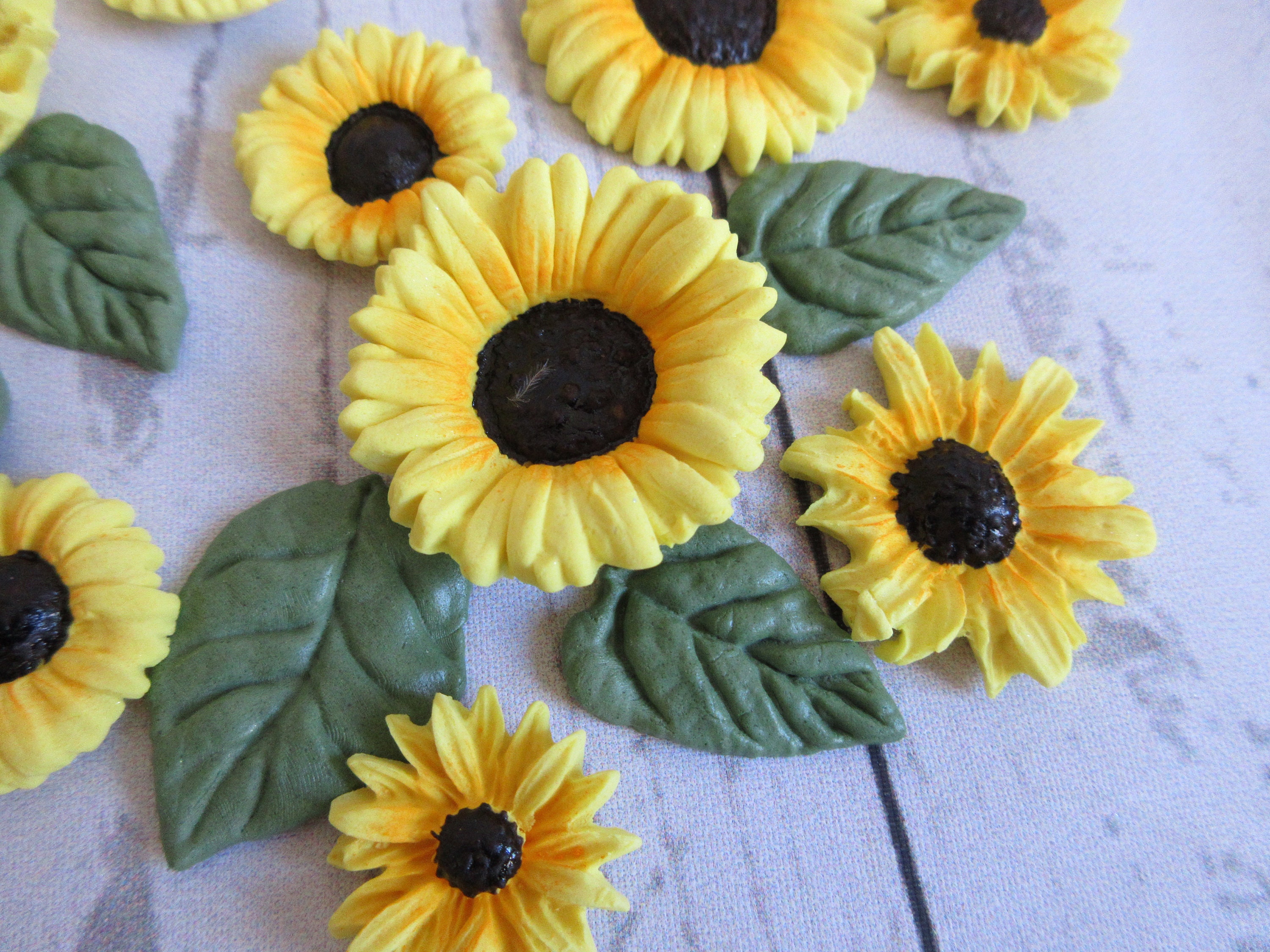 Edible Yellow Sunflowers. Yellow sugar paste sunflowers. Etsy