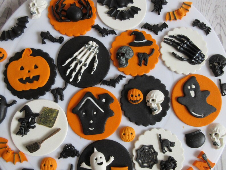 Edible Halloween cake decorations. Edible Halloween sweets. Etsy