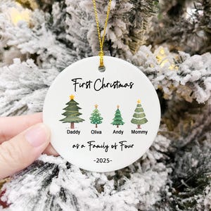 Décoration de famille personnalisée pour le premier Noël : boule en céramique 2025