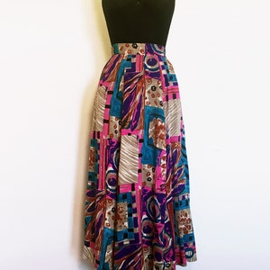 Saia de rayon com estampa abstrata vintage dos anos 80 e 90