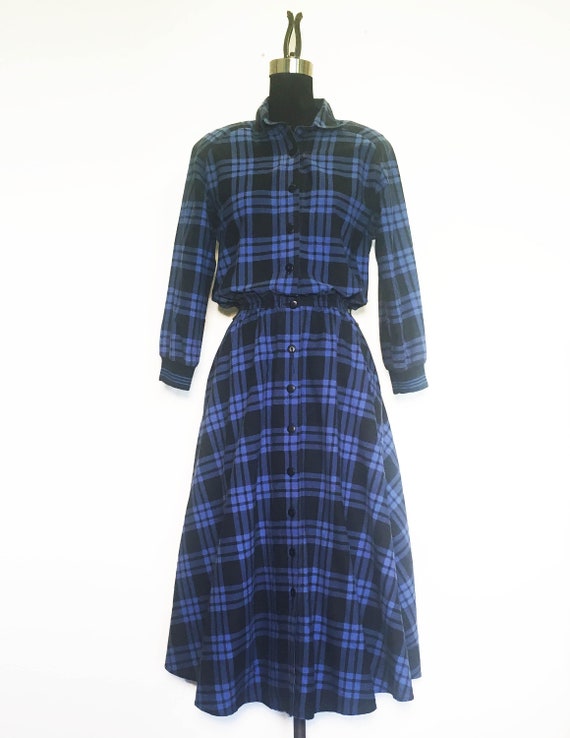 Vintage Plaid Shirtdress with Sporty Ribbed Cuffs