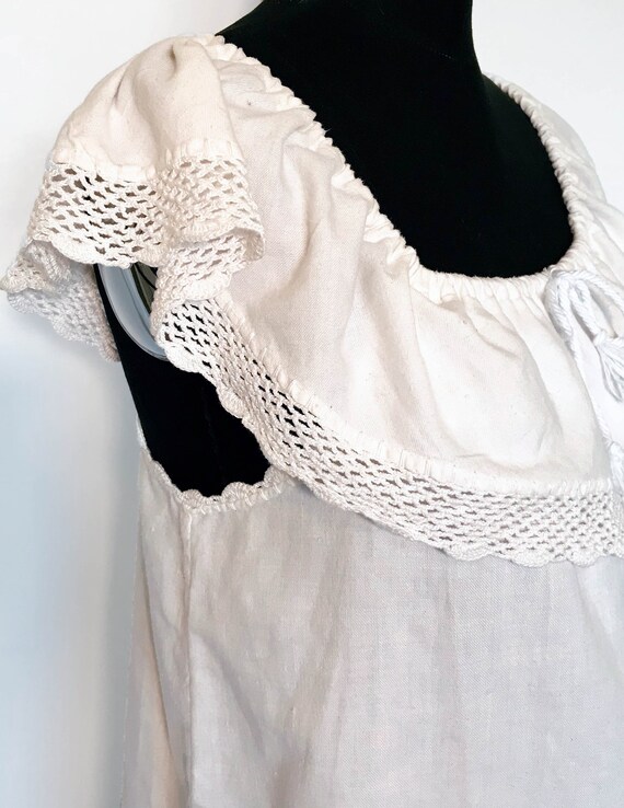 Vintage Drawstring Ruffle Blouse with Lace Edging - image 4