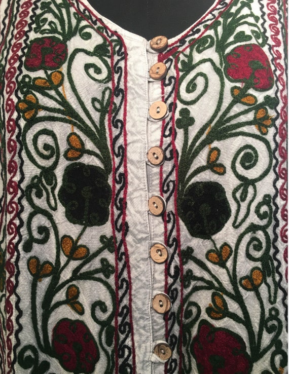 Vintage Embroidered Sleeveless Top - image 2