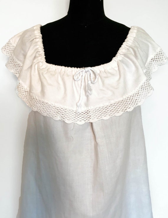 Vintage Drawstring Ruffle Blouse with Lace Edging - image 3