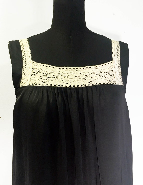 Vintage Silk Dress with Lace - image 2