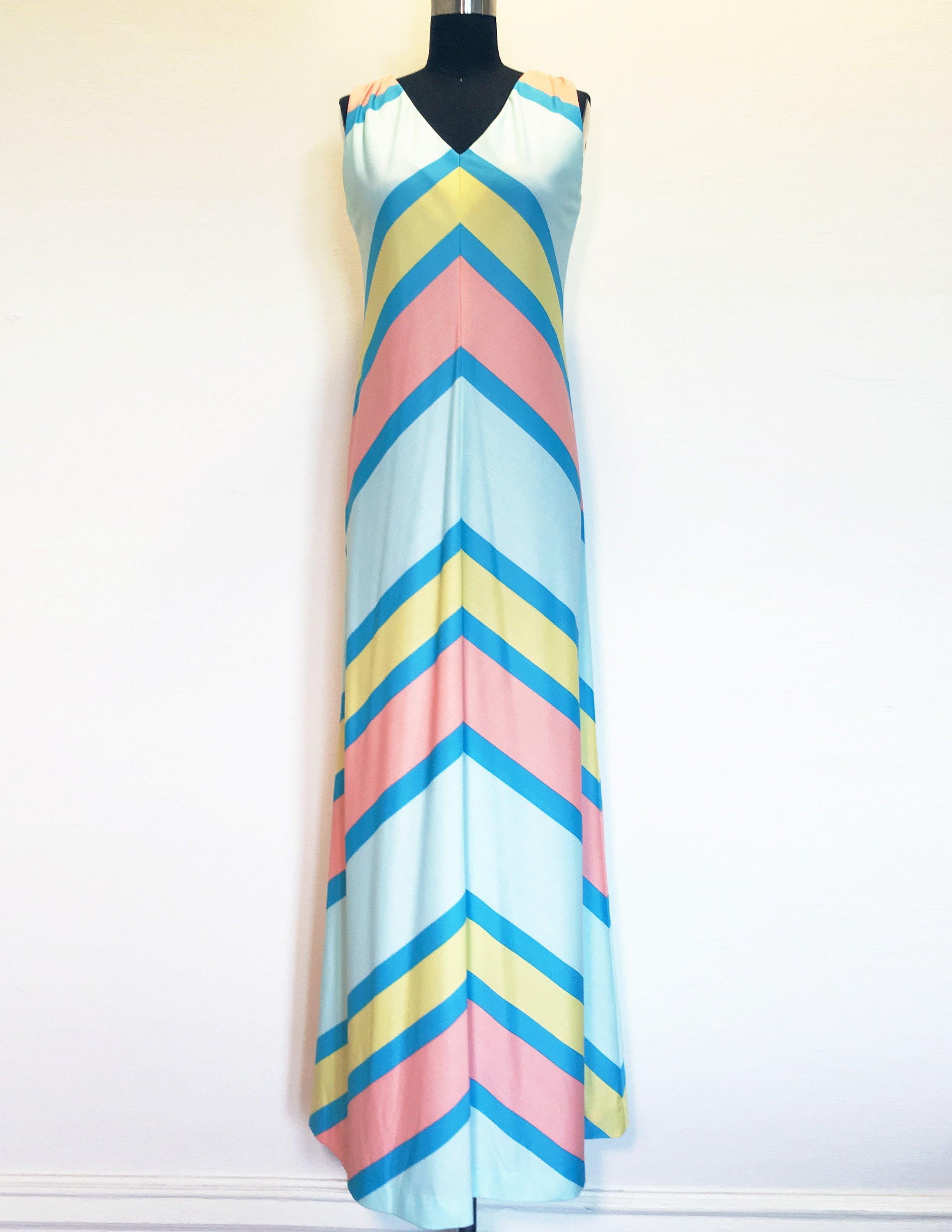 chevron pastel dress vintage Craig Craely pastel chevron striped halter neck apron wrap sun hong kong vintage