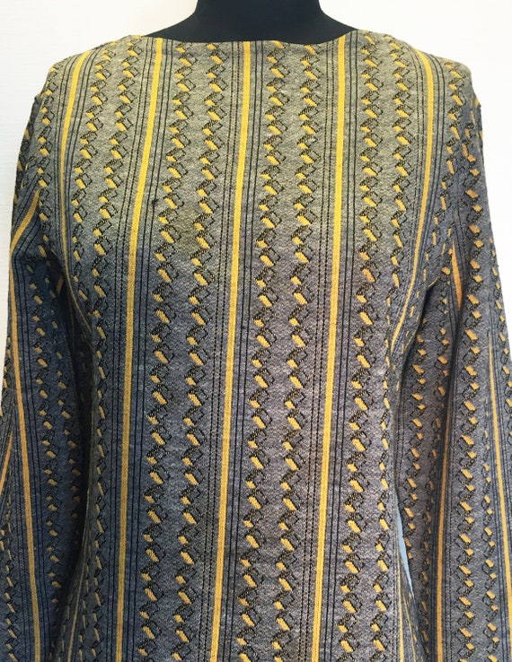 Vintage 70s Yellow and Gray Striped Fitted Sweater - image 2