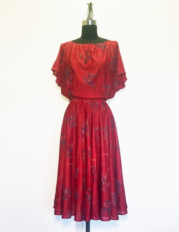 Vintage 70s 80s Fall Floral Flutter Sleeve Dress