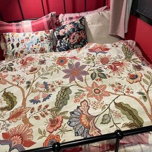 Gewebte Decke mit Regenbogenblumen, einzigartiges Design für Heimdekoration, Sofa, Camping und mehr. Bild 4