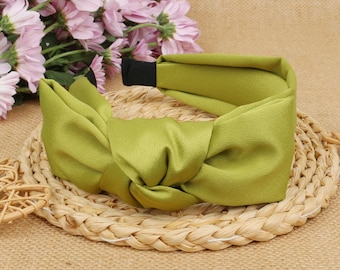 Diadema con lazo lateral de satén verde wasabi, diadema anudada con lazo de satén verde, diademas para mujer, diadema ancha, diadema de satén, diadema con lazo lateral