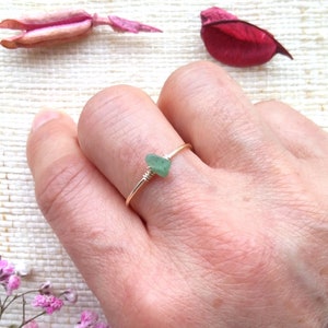 Green Jade Ring for Women, Adjustable Ring, Wire Wrapped Crystal Ring, Natural Jade Gemstone, Statement Ring, Custom rings, Minimalist ring