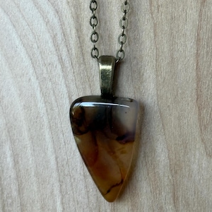 Agate Pendant Necklace