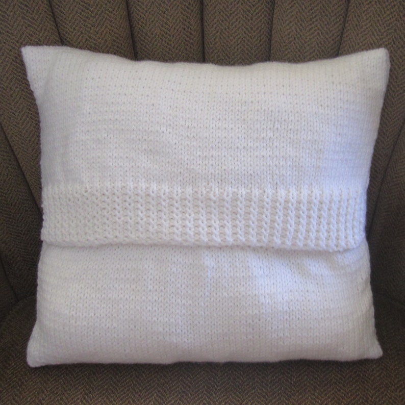 PDF KNITTING PATTERN, Christmas pillow knitting pattern, 16x16, Poinsettia pillow cover pattern image 6