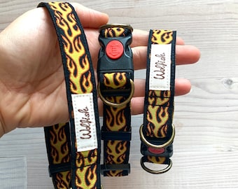 Hot Bro flame hundhalsband. Halsband med säkert spänne. Halsband med plastspänne. Halsband med glidspänne. Halsband med halv strypning. Lydnadsträning. Justerbart halsband.
