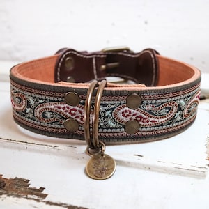 Dark brown leather collar, Embroidered leather collar, Leather collar, Large size collar, Vintage paisley collar, Elegant collar, brass