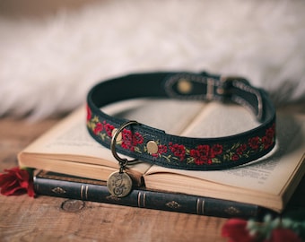 Red Rose dog leather collar. Rosantic Leather dog collar. Embroidery dog collar. Vintage dog collar. Roses leather collar. Black dog collar