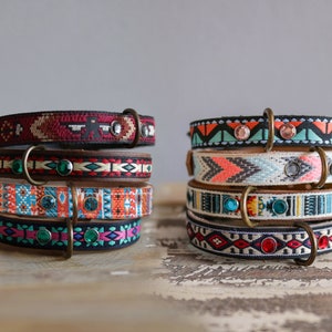 Navajo Style Tag holder.Dog neck band.Pet tag holder.Leather dog collar.Embroidery collar.Personalized dog collar.Thin collar.Cat collar.