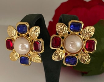 Boucles D'oreilles Vintage Années 60 - Pâte De Verre Vert Cabochon - Clips En Alliage - Occasion