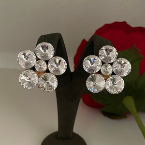 NOS Vintage Clear Crystal Flower Clip Earrings, Faceted Glass Floral Earrings, Glitzy Statement Clip-Ons, Gift for Her, Valentine's Day Gift