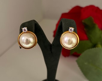 Boucles D'oreilles Anciennes Couronne écusson Strass Et Perle - Plaqué Or - Occasion