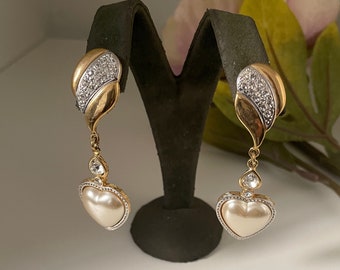 Boucles d'oreilles pendantes clip plaquées or avec fausses perles vintage