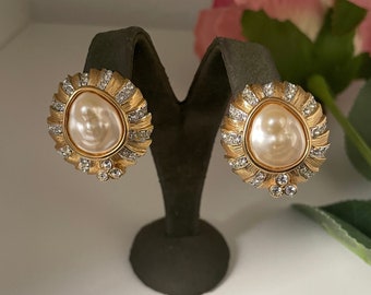 Boucles d'oreilles clip rondes scintillantes plaquées or cabochon de perles imitation baroque vintage