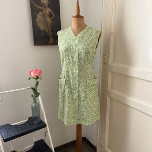 Vintage 1960s Green Floral Print Sleeveless Shift Dress with Pockets zdjęcie 1