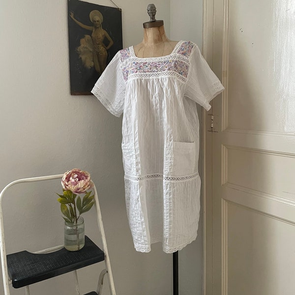 Oaxacan Knee Length White Pin Tucked Mexican Dress with Pastel Floral Embroidery One Size, Smock with Embroidered Flowers and Pockets