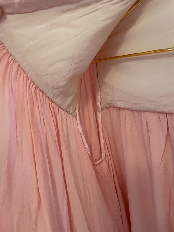 Beautiful 1940s Pink Quilted Liquid Satin Boudoir… - image 10