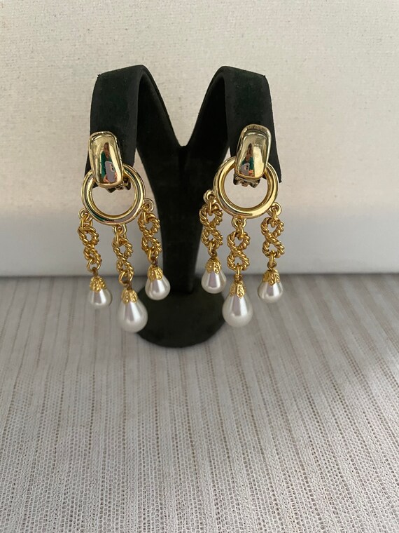 Pearl door knocker earrings outlet