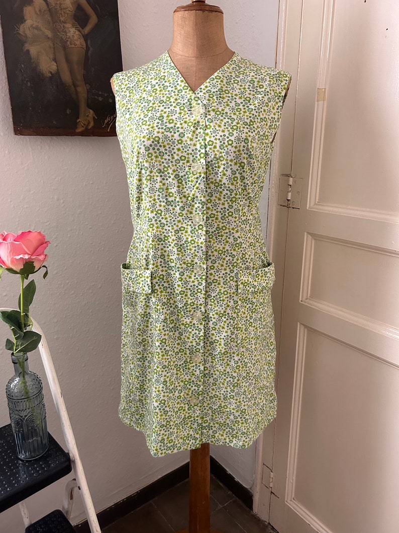 Vintage 1960s Green Floral Print Sleeveless Shift Dress with Pockets zdjęcie 2