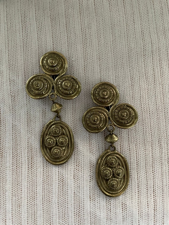 Vintage NOS Etruscan Revival Clip On Dangle Earri… - image 3